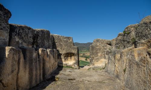 YACIMIENTO DE LA CAVA